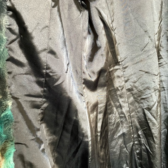 Simon Chang Faux Fur Jacket - Picture 6 of 6